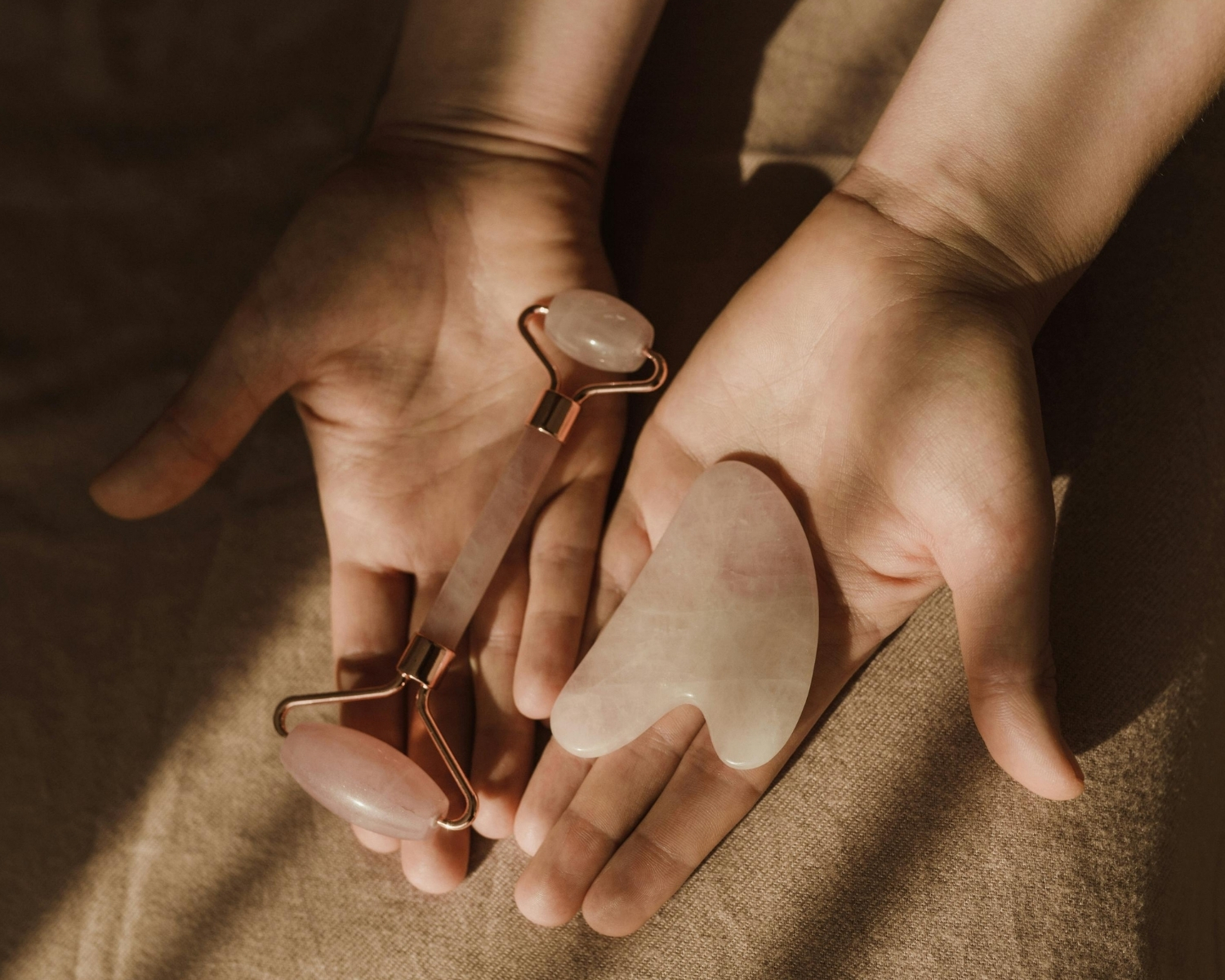 Yoga facial & Gua Sha